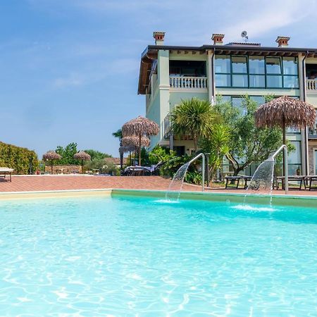 Bertoletta Village Apartments بسكييرا ديل غاردا المظهر الخارجي الصورة