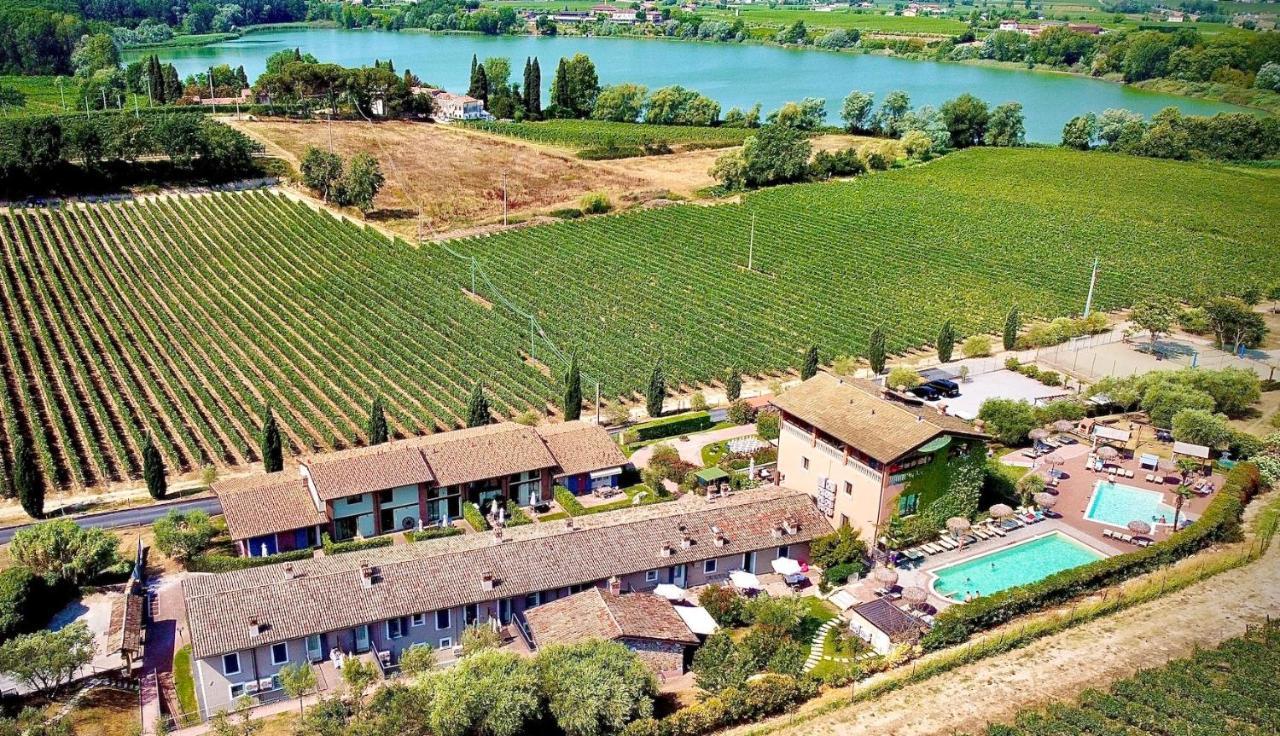 Bertoletta Village Apartments بسكييرا ديل غاردا المظهر الخارجي الصورة