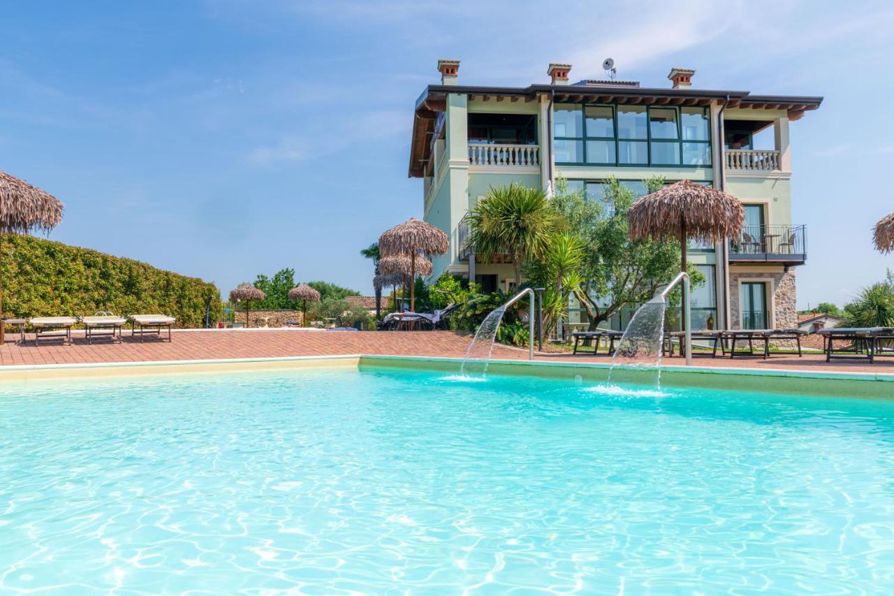 Bertoletta Village Apartments بسكييرا ديل غاردا المظهر الخارجي الصورة